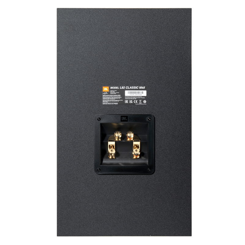 JBL L82